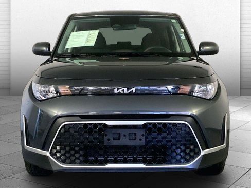 Certified 2025 Kia Soul LX image 2