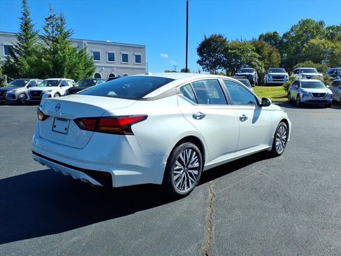 New 2025 Nissan Altima 2.5 SV w/ SV Premium Package image 3