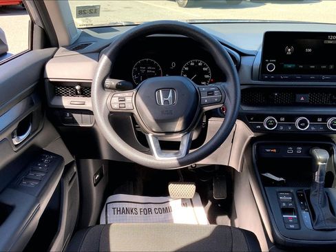 Used 2024 Honda CR-V EX image 8