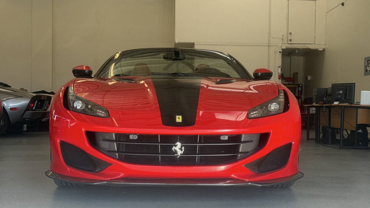 Used 2019 Ferrari Portofino RWD image 5