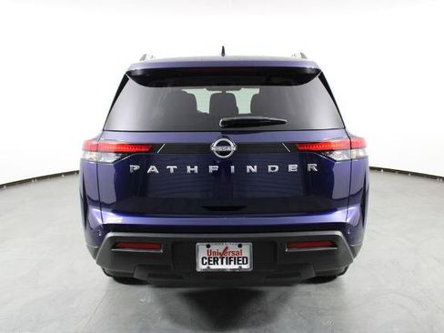 Certified 2025 Nissan Pathfinder SV FWD image 11