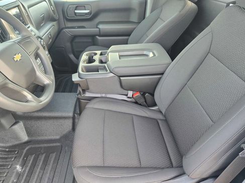 New 2026 Chevrolet Silverado 1500 W/T w/ WT Value Package AWD/4WD image 9