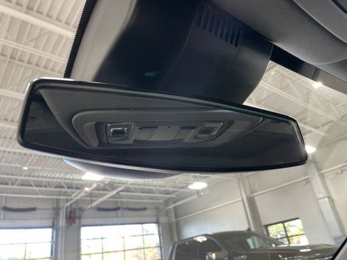 Used 2022 Chevrolet Silverado 1500 Custom image 48