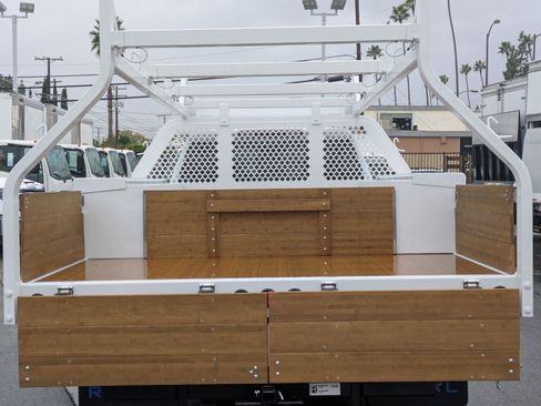 New 2026 GMC Sierra 3500 Pro w/ Convenience Package image 9