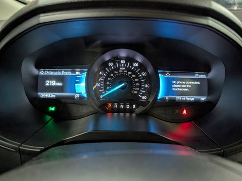 Used 2022 Ford Edge Titanium w/ Class II Trailer Tow Package image 22