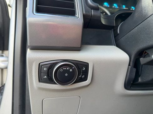 Used 2017 Ford F150 XLT w/ Max Trailer Tow Package image 14