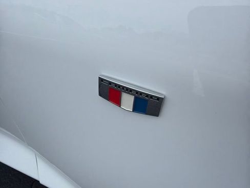 Used 2023 Chevrolet Camaro LT RWD image 11