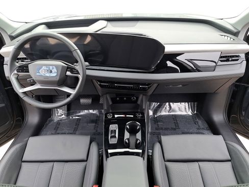 New 2025 Audi Q6 e-tron Premium Plus image 9