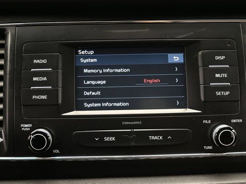 Used 2018 Kia Sedona L FWD image 23