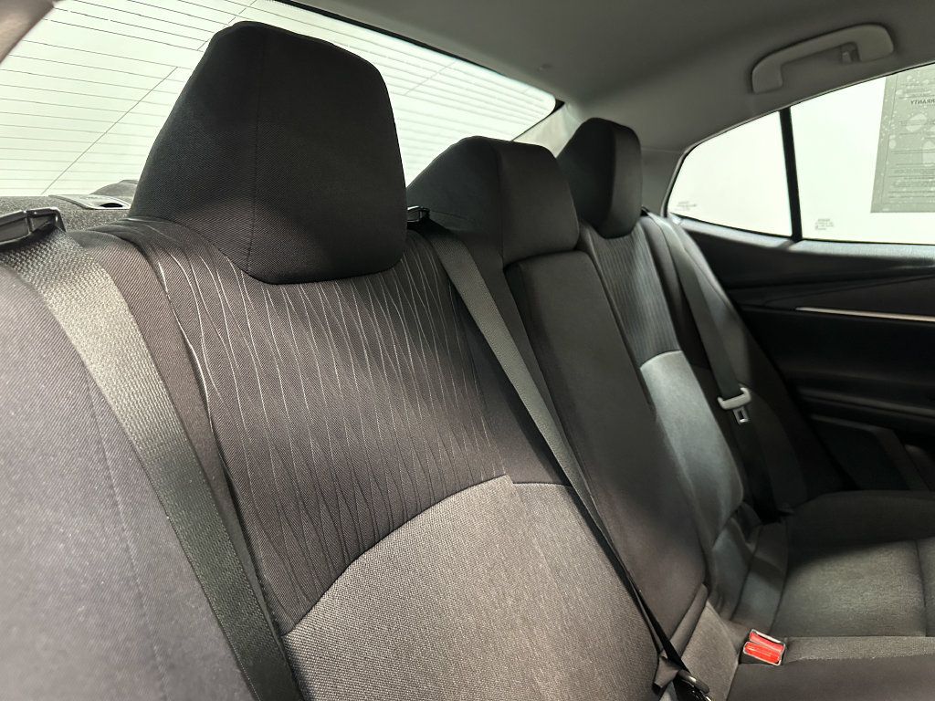 Used 2025 Toyota Camry LE FWD image 91