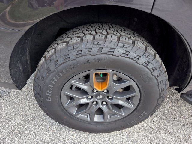 Used 2025 Ford Expedition Tremor AWD/4WD image 18
