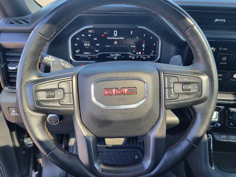 Used 2024 GMC Sierra 1500 AT4 w/ Technology Package image 8