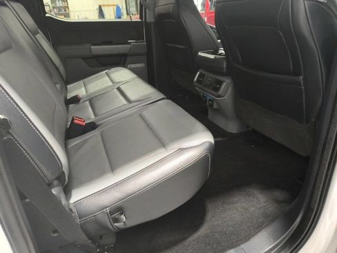 Used 2022 Ford F150 Lariat w/ Equipment Group 502A High AWD/4WD image 21