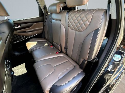 Used 2023 Hyundai Santa Fe Limited AWD/4WD image 25