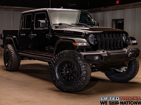 Used 2023 Jeep Gladiator Sport AWD/4WD image 1