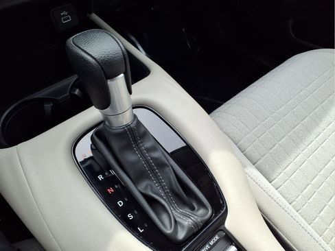 Certified 2023 Honda HR-V LX image 19