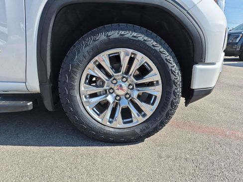 Used 2023 GMC Sierra 1500 Denali AWD/4WD image 18