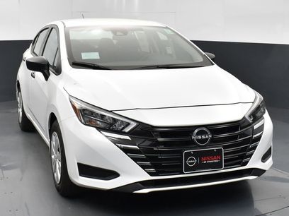 New 2025 Nissan Versa S w/ Lighting Package
