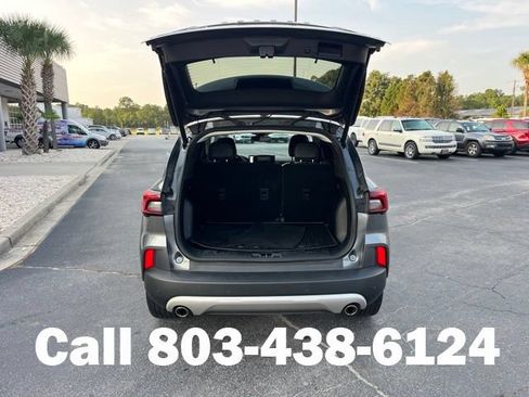 Used 2023 Ford Escape Platinum AWD/4WD image 29