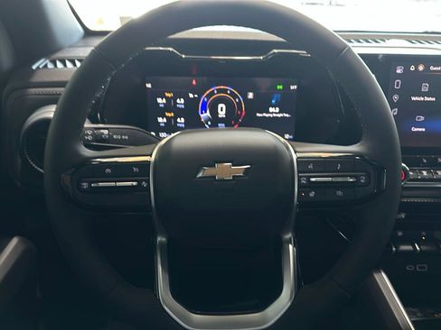 New 2024 Chevrolet Colorado LT w/ LT Convenience Package III image 8