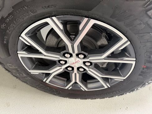 New 2026 GMC Acadia AT4 AWD/4WD image 8