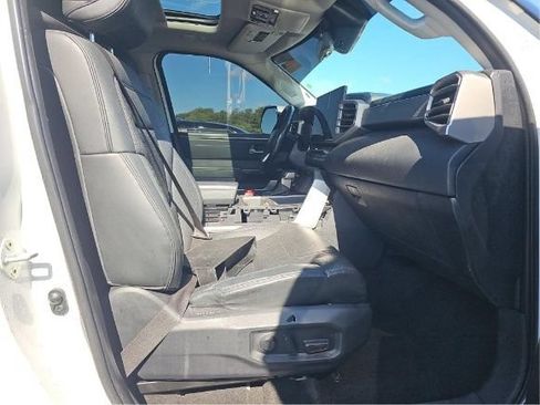 Used 2022 Toyota Tundra Limited RWD image 4