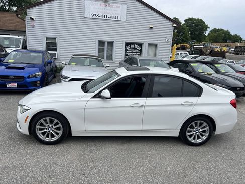 Used 2018 BMW 320i xDrive Sedan w/ Convenience Package AWD/4WD image 2