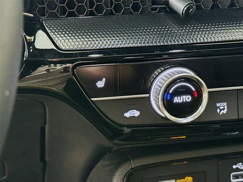 Used 2024 Honda CR-V Sport Touring image 16