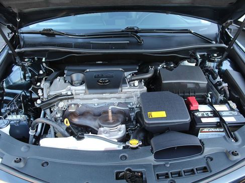 Used 2013 Toyota Camry SE FWD image 28