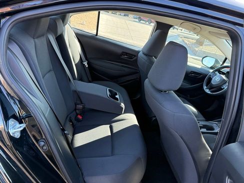 Used 2023 Toyota Corolla LE image 10