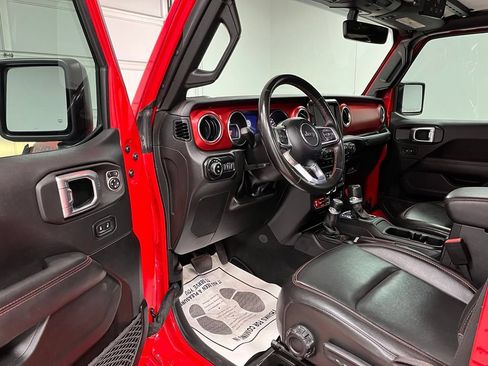 Used 2022 Jeep Gladiator Rubicon w/ Cold Weather Group AWD/4WD image 20