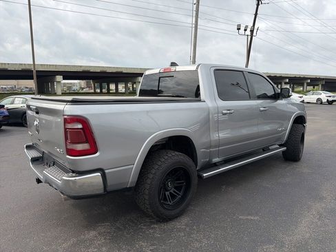 Used 2022 RAM 1500 Laramie AWD/4WD image 5