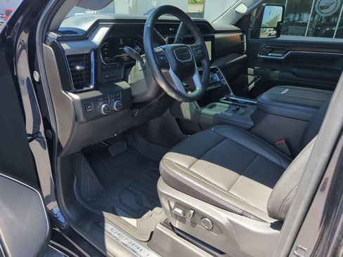 Used 2024 GMC Sierra 2500 Denali w/ Denali Reserve Package AWD/4WD image 10