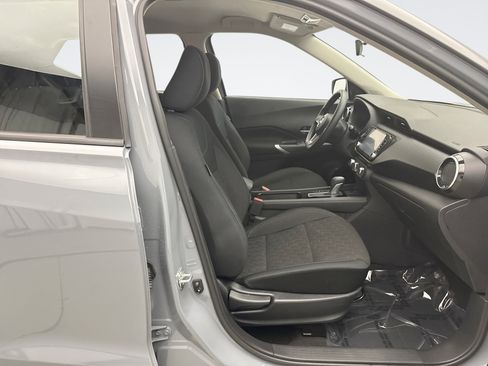 Used 2023 Nissan Kicks SV image 16