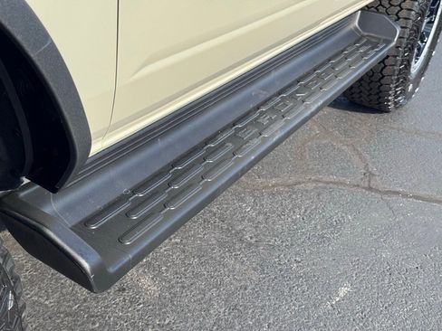 New 2025 Ford Bronco Outer Banks w/ Sasquatch Package image 40