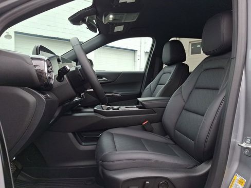 Used 2026 Chevrolet Equinox LT w/ Convenience Package II image 13