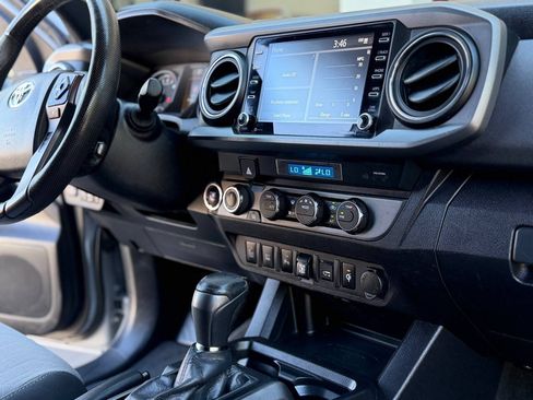 Used 2021 Toyota Tacoma TRD Off-Road w/ Technology Package AWD/4WD image 62