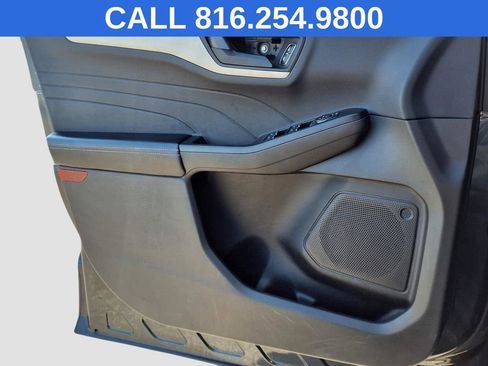 Used 2022 Ford Escape SE w/ SE Sport Appearance Package AWD/4WD image 24