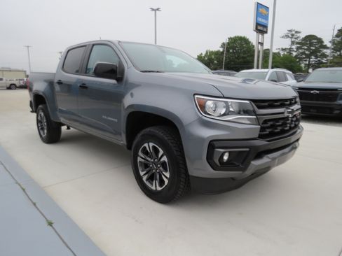 Certified 2022 Chevrolet Colorado Z71 AWD/4WD image 7