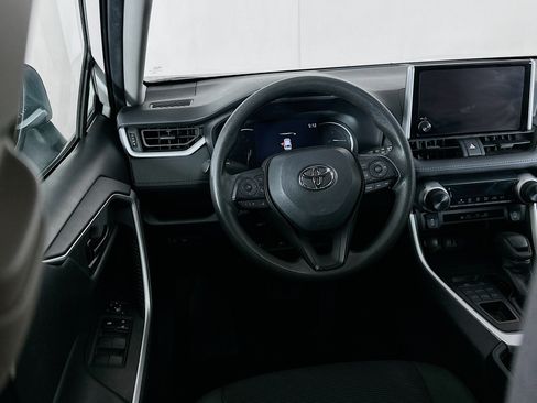 Used 2024 Toyota RAV4 LE image 18