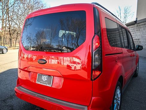 Used 2014 Ford Transit Connect Titanium image 5