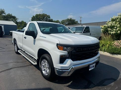 Used 2025 Chevrolet Silverado 1500 W/T RWD image 3