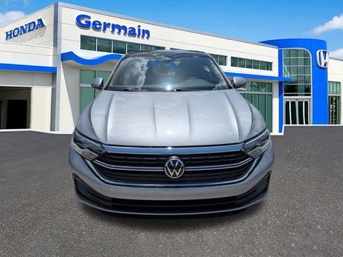Used 2023 Volkswagen Jetta SE FWD image 9