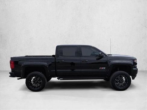 Used 2017 Chevrolet Silverado 1500 LTZ AWD/4WD image 9