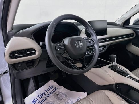 Used 2024 Honda HR-V EX-L image 9