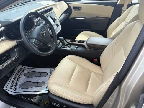 Used 2018 Toyota Avalon XLE Premium w/ Protection Package FWD image 5