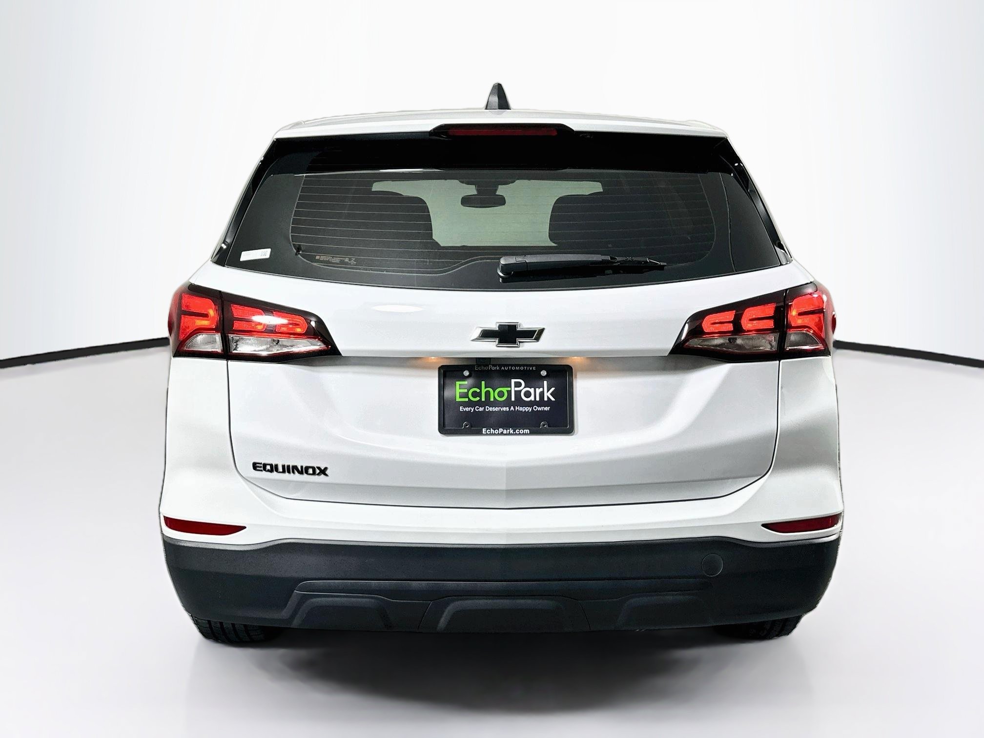 Used 2023 Chevrolet Equinox LS w/ Midnight Edition FWD image 7