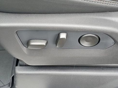 New 2026 Chevrolet Silverado 1500 High Country w/ Technology Package AWD/4WD image 37