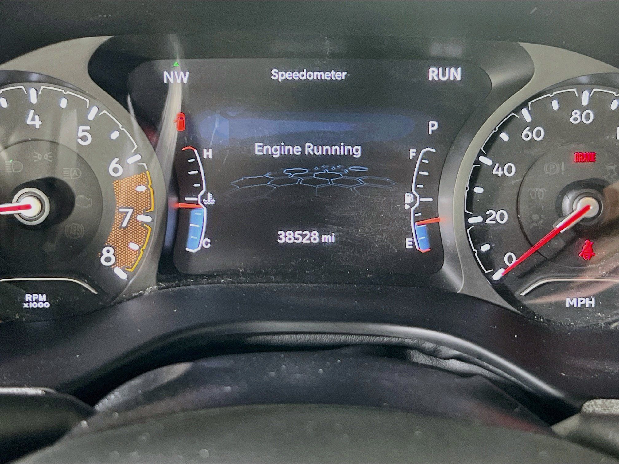Used 2023 Jeep Compass Latitude w/ Sun and Sound Group AWD/4WD image 12