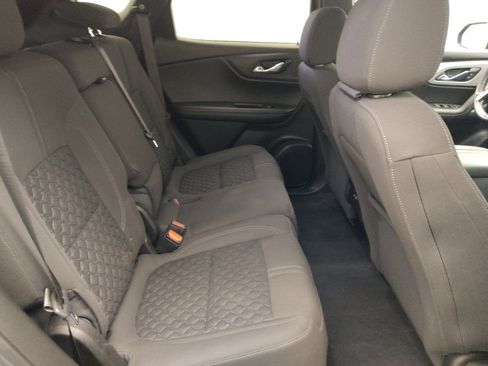 Used 2021 Chevrolet Blazer LT FWD image 19